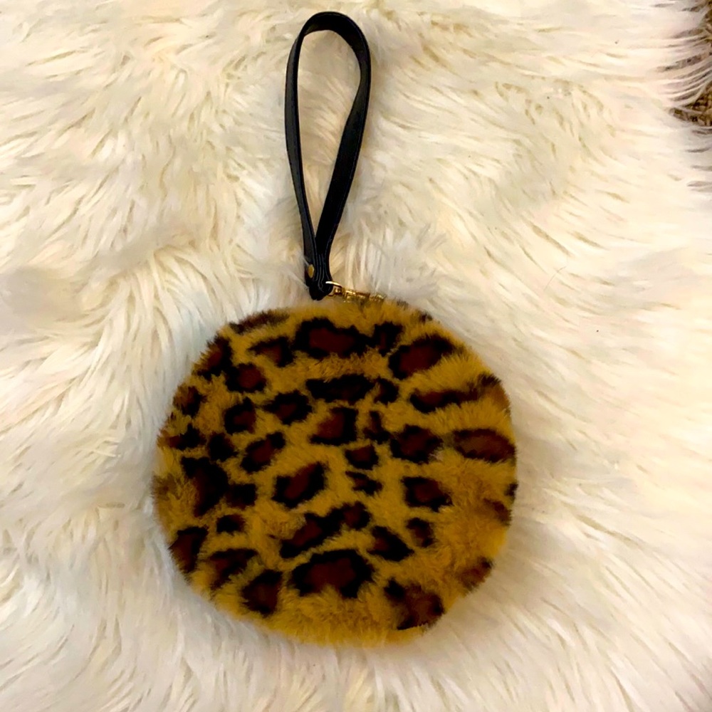 Small wrist bag